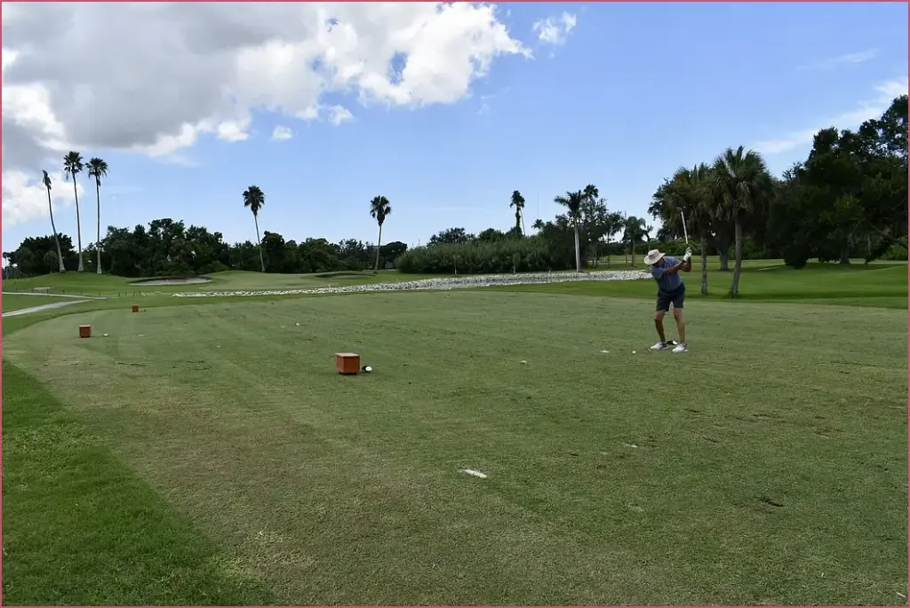 Is affordable golf possible in lakewood ranch?