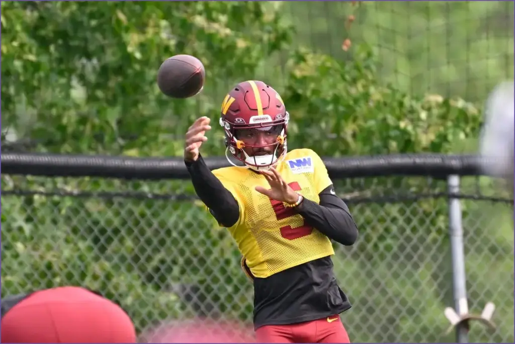 Jayden daniels' offseason self scouting is reaping rewards