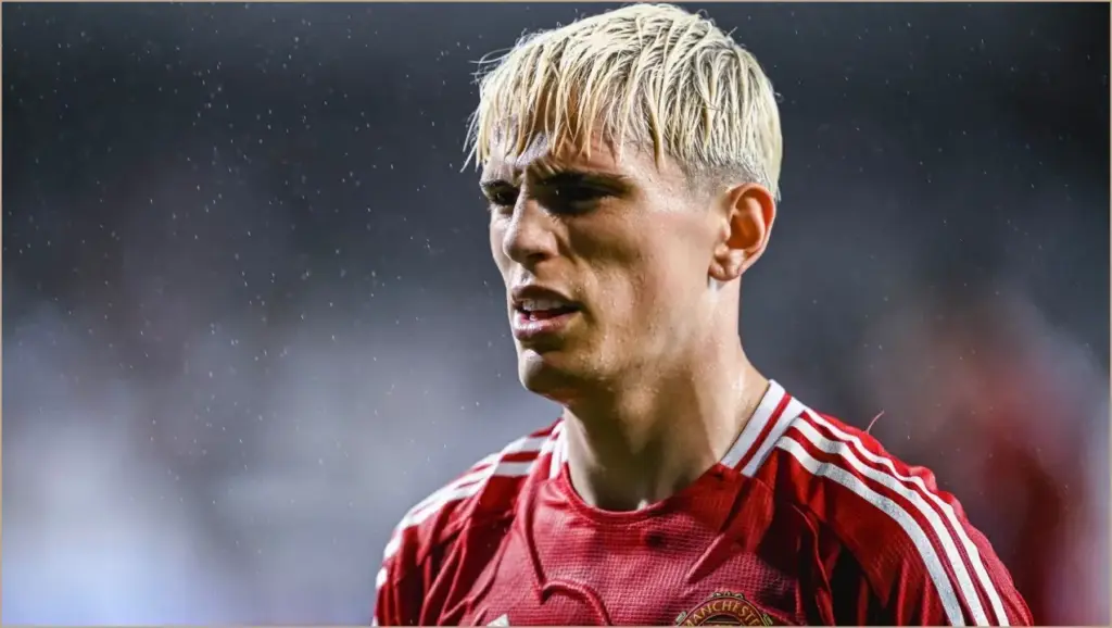 Man utd valuates garnacho at £50m for potential chelsea transfer