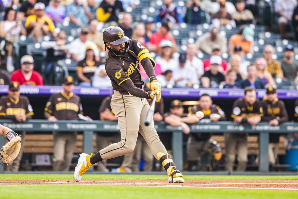 Bats roar back to end losing streak as pros debut