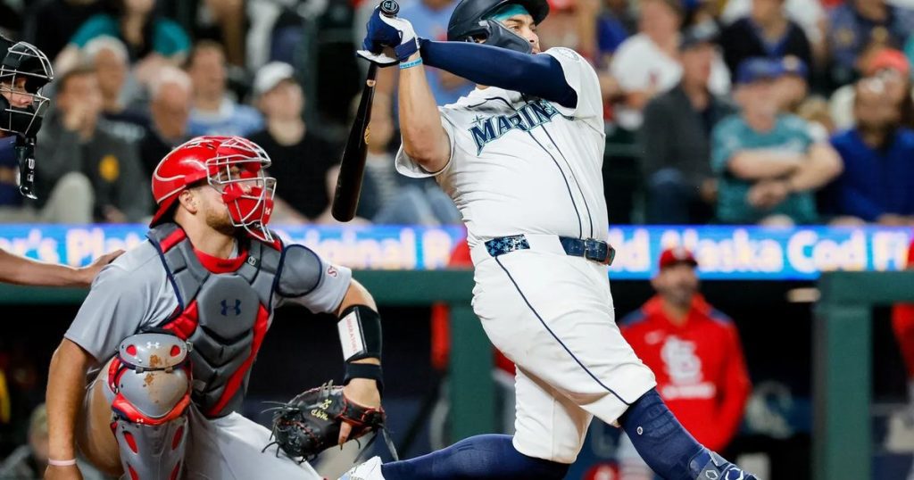 Josh naylor and the mariners: a winning combination for the