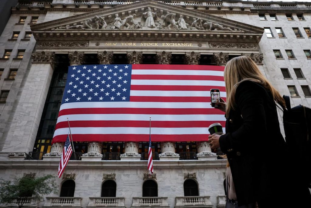 Markets steady as fed rate cut solidifies expectations