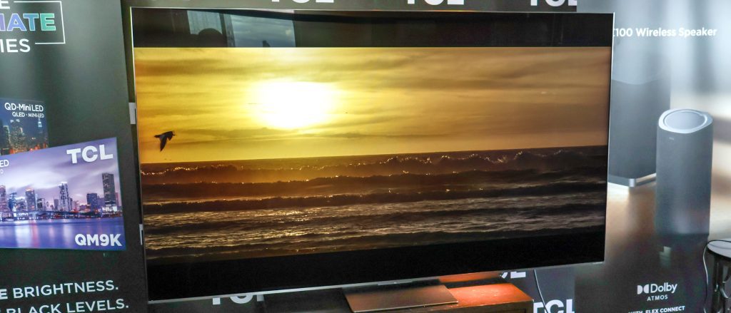 Tcl qm9k mini led tv: a closer look at innovation