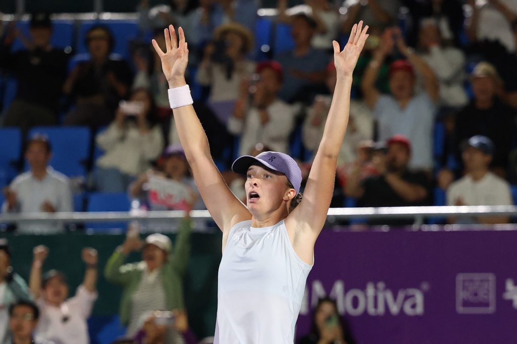 Tennis fans slam controversial rule that could affect iga swiatek