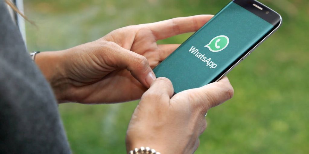 Whatsapp alerts users about targeted attacks