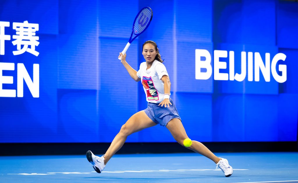 Zheng makes comeback alongside mboko and tauson