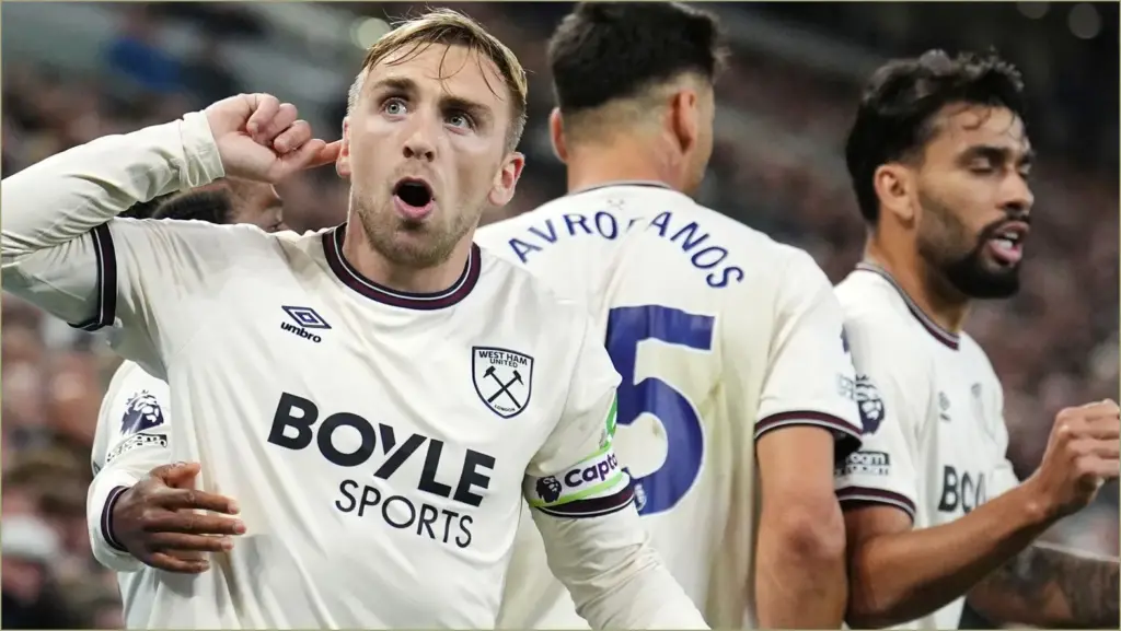 Everton and west ham battle to a stalemate