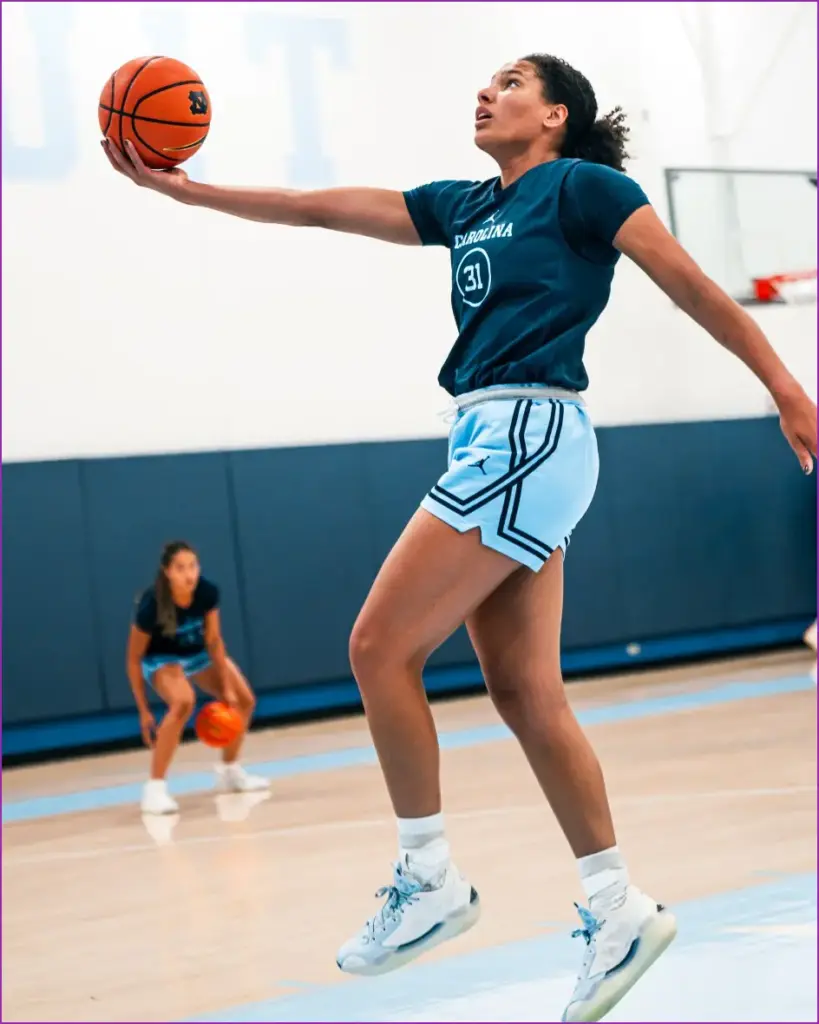 From Brazil to the USA: Queiroz’s Journey to Fulfill Her Dreams From brazil to the usa: queiroz's journey to fulfill her