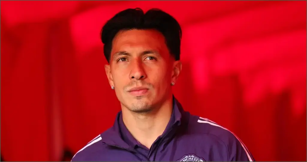Lisandro martinez's impact at man united highlights ruben amorim's influence