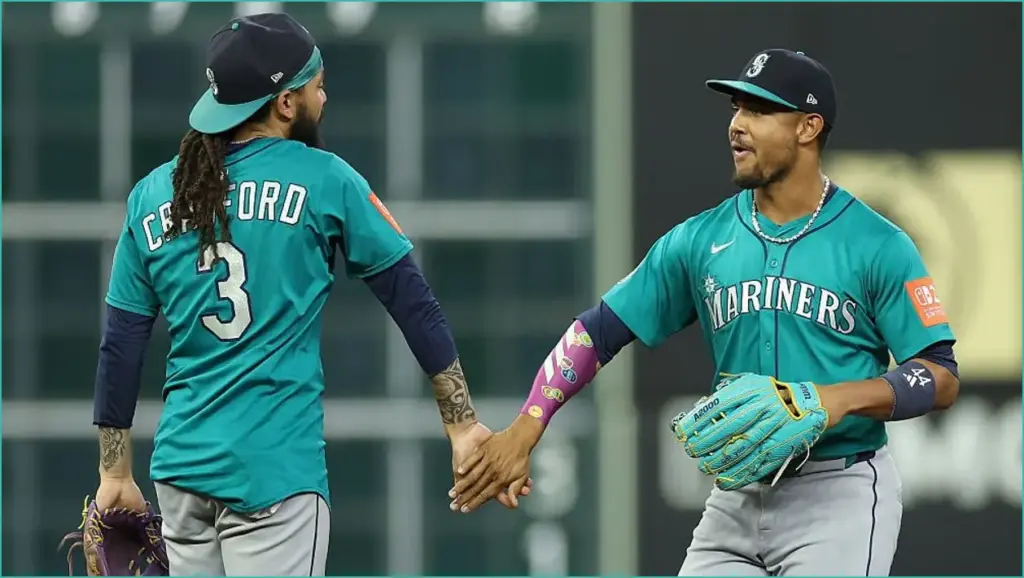 Mariners poised to capture al west title