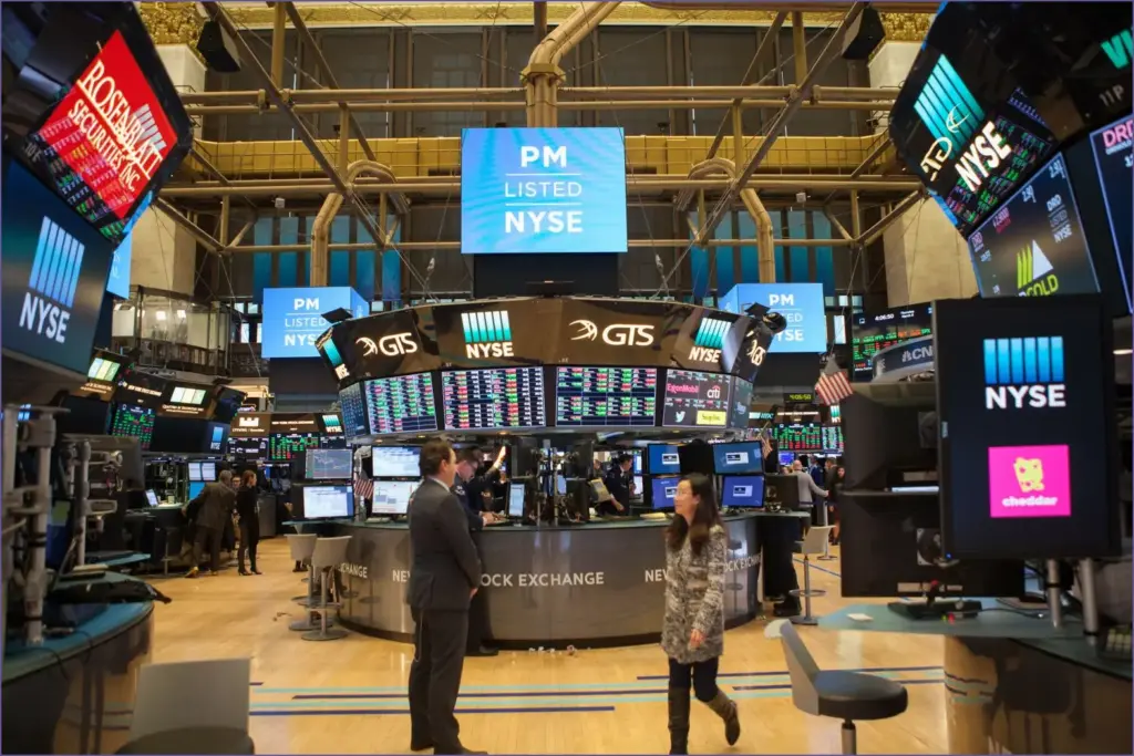 Stocks Retreat as Megacap Tech Shares Decline Markets steady as investors await fomc decision