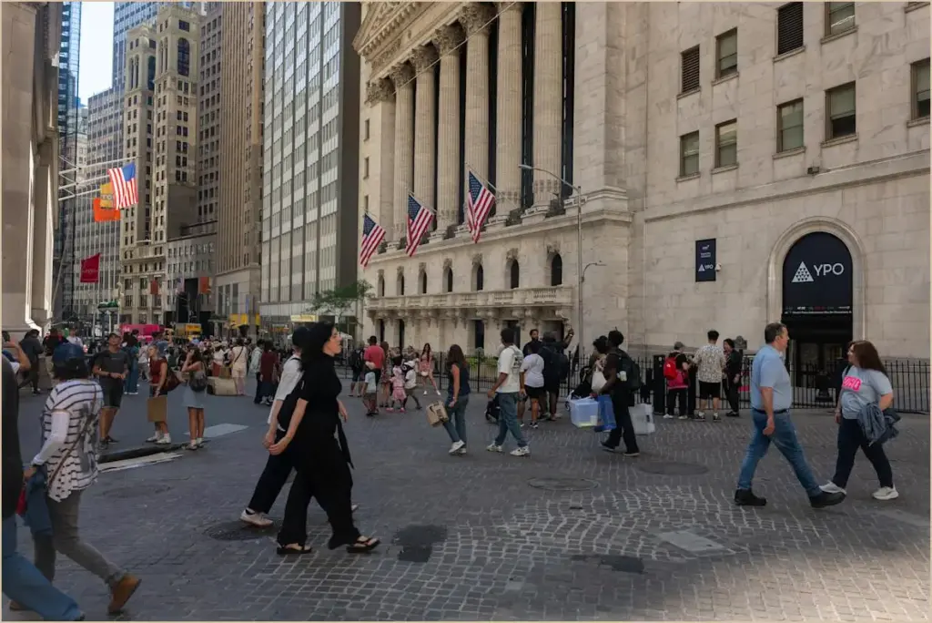 Nasdaq futures surge as fed hints at more rate cuts