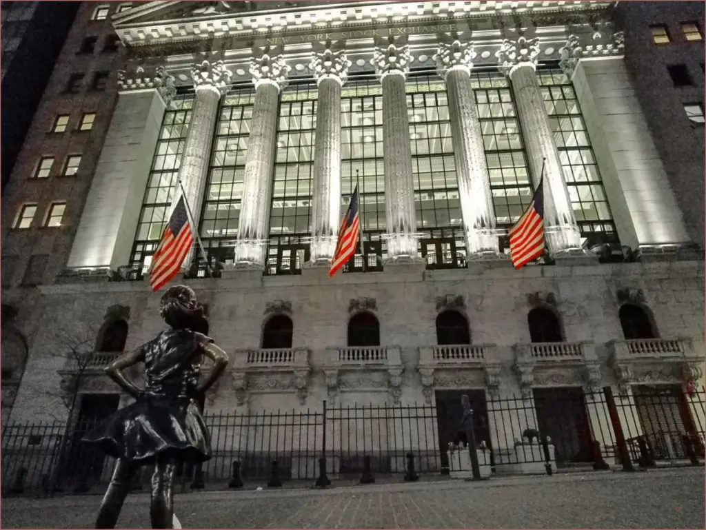 Stocks slide as bond yields rise