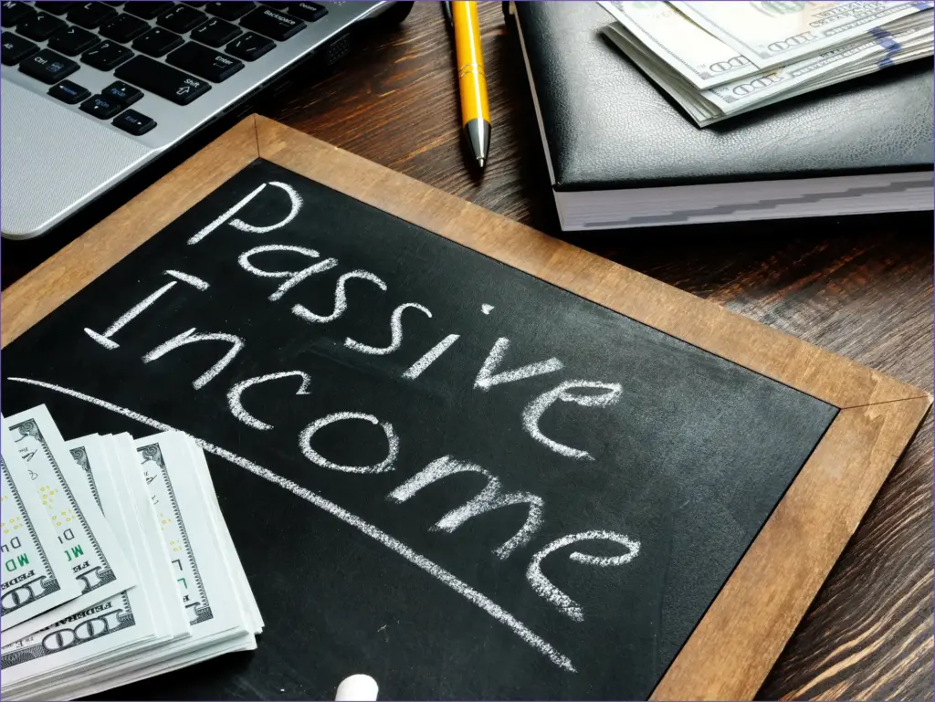 Three dividend stocks to invest $250 in this week for