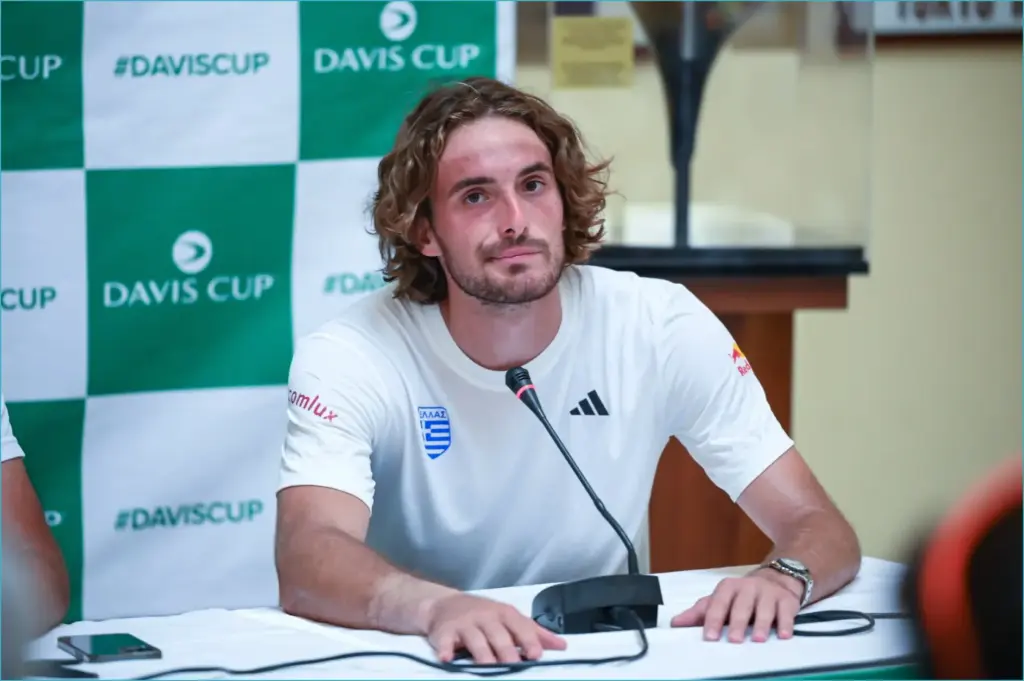 Tsitsipas updates on fitness for davis cup amid injury doubts