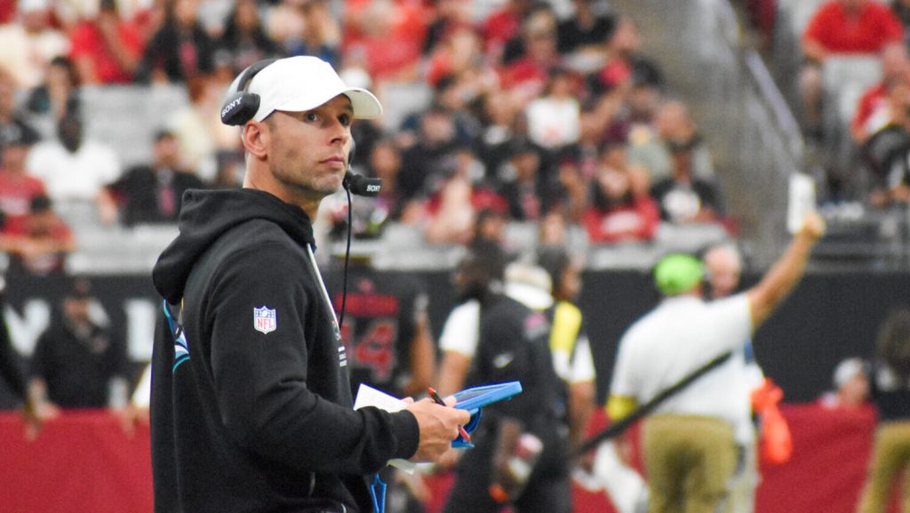 Cardinals fall to titans after costly mistakes