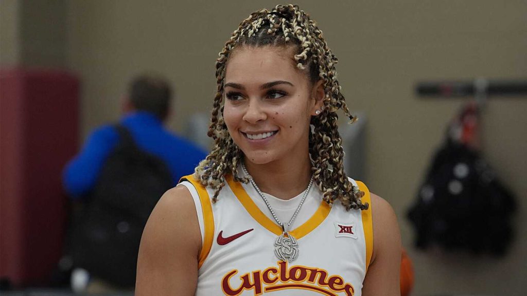 Jada williams: influence and talent unite at no. 14 iowa