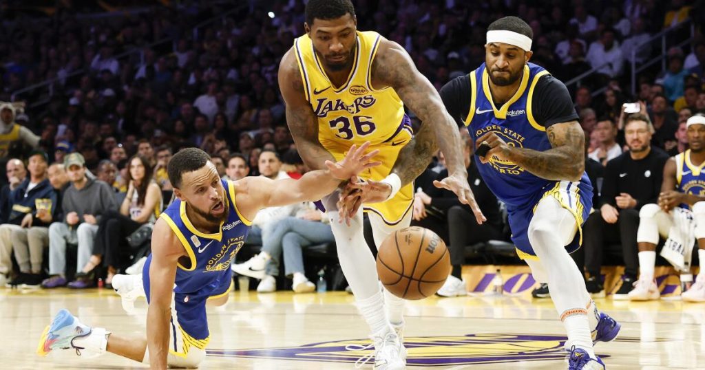 Marcus smart sparks intensity in lakers' physical game