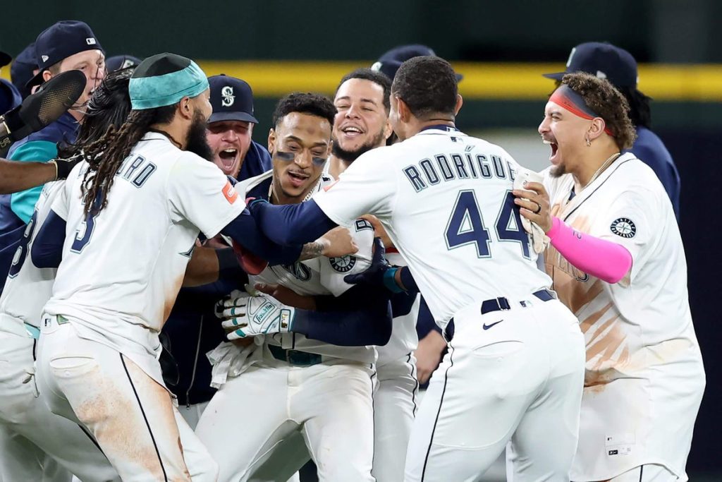 Mariners rise: a new era of baseball excitement in seattle