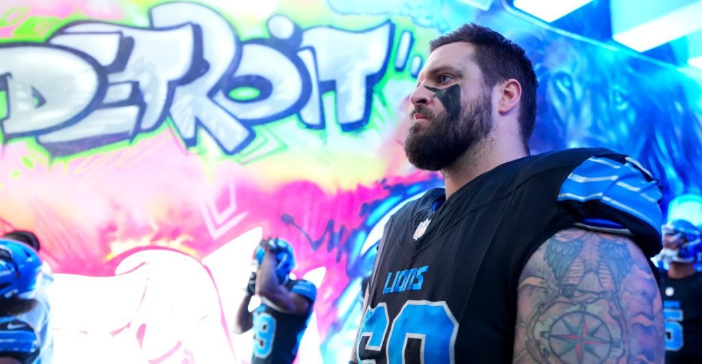 Taylor decker back on the field as lions gear up