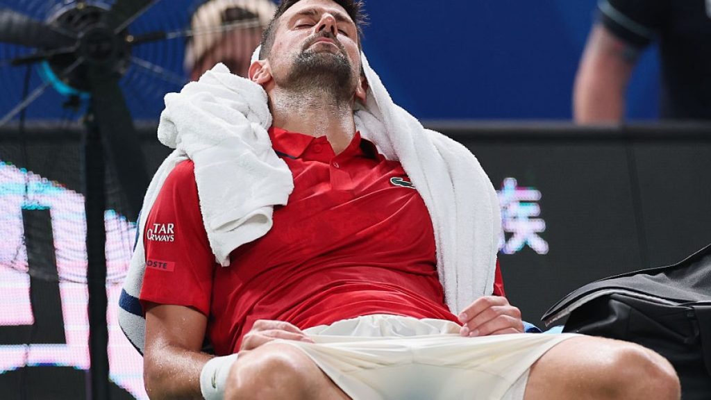 Tennis stars struggle in china's sweltering heat