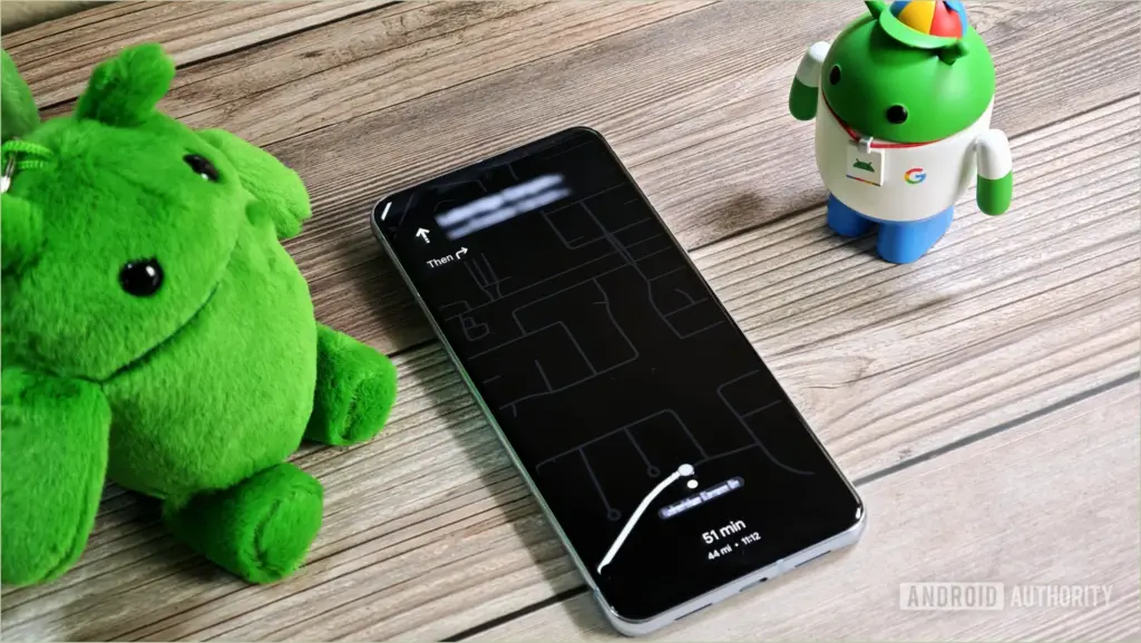Android 17's game changer: full screen apps for your always on display