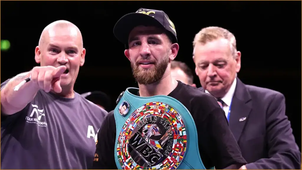 Collins and lorente fight to a stunning draw in wbc