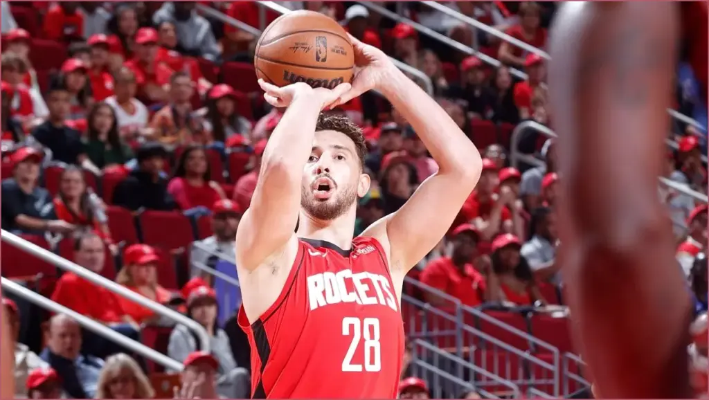 Nba fantasy highlights: sengun, reaves, edgecombe and more
