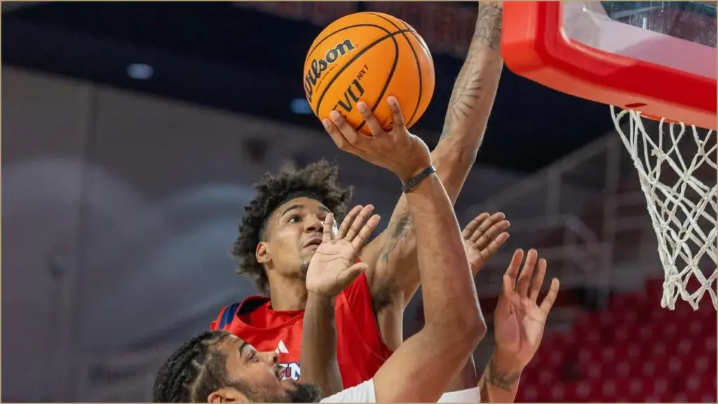 Pitino’s bold move: dillon mitchell joins st. john's starting lineup