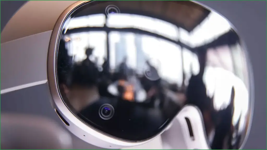Samsung galaxy xr and meta quest 3: a specs and