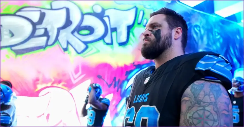 Taylor decker back on the field as lions gear up