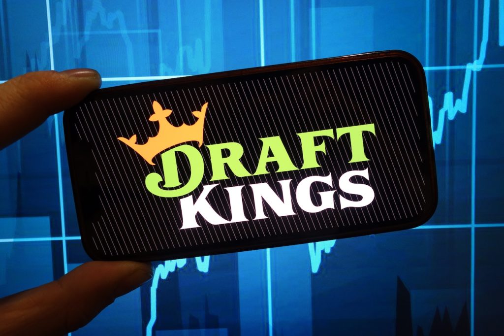 DraftKings Casino vs FanDuel Casino 2025: A Head-to-Head Comparison of Real Money Apps Draftkings casino vs fanduel casino 2025: a head to head comparison of
