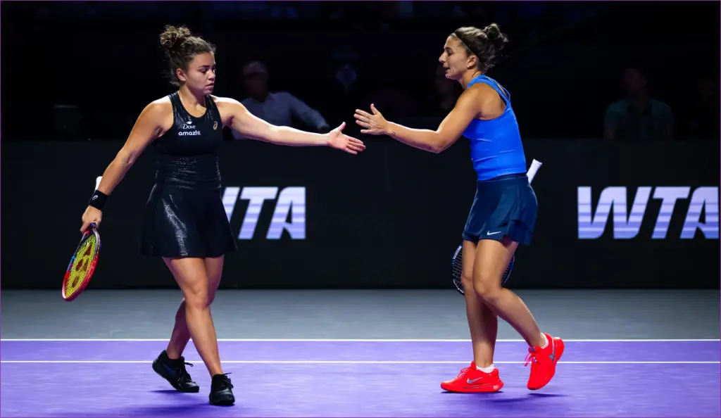 Errani and Paolini Shine as Day 1 of WTA Finals Concludes with Hsieh and Ostapenko Errani and paolini shine as day 1 of wta finals
