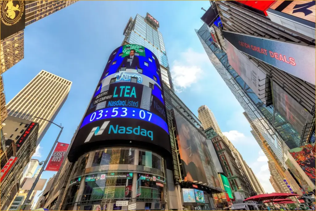Stocks surge on us government reopening plans