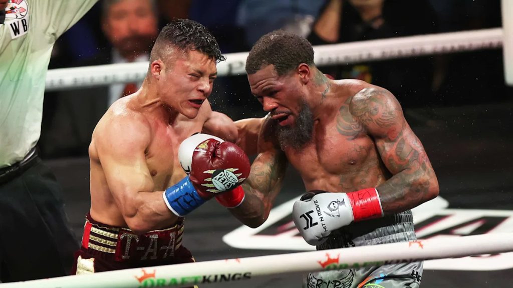 Cruz and Roach Battle to Thrilling Majority Draw in Interim Title Clash Cruz and roach battle to thrilling majority draw in interim