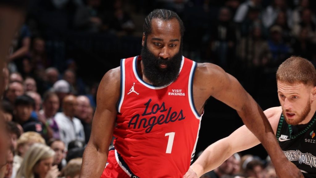 Harden surpasses carmelo for 10th place on all time scoring list