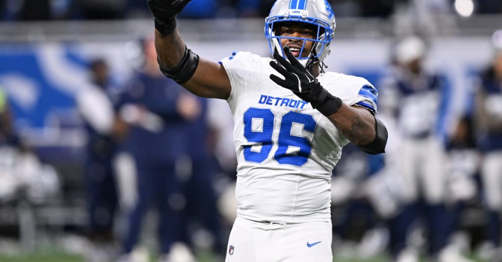 Lineman seeks redemption against former team in lions vs. cowboys