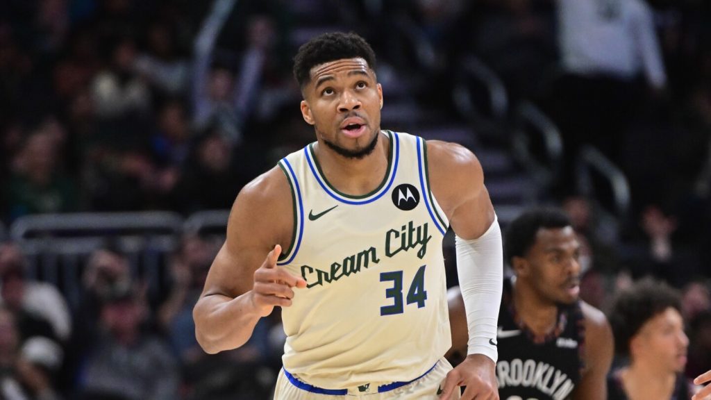 Nba trade buzz 2025 26: updates on giannis, davis, young, and
