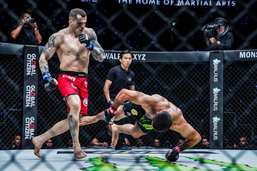 Stunning strikes: top 5 knockouts of 2025 in one championship