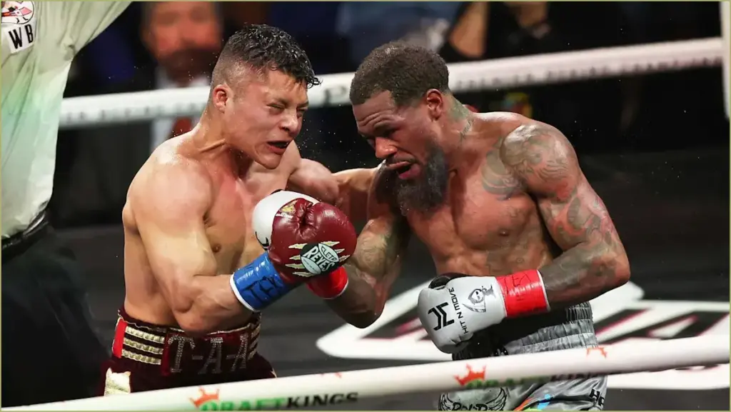 Cruz and roach battle to thrilling majority draw in interim