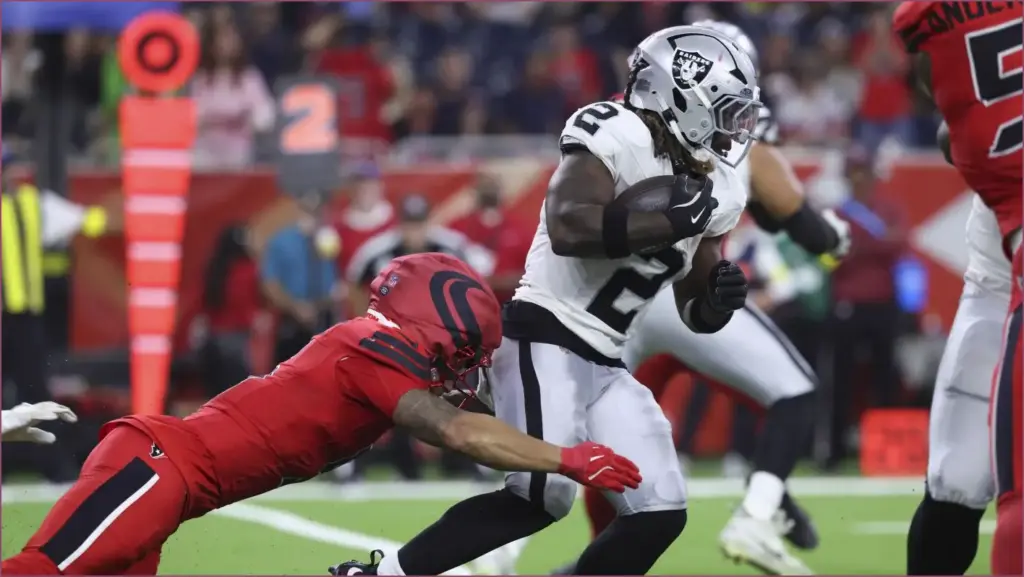 Dynamic week 16 fantasy football highlights: jaylen warren and ashton