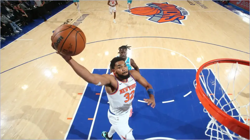 Karl Anthony Towns Leads Knicks to Victory Over Hornets Amid Trade Rumors Karl anthony towns leads knicks to victory over hornets amid