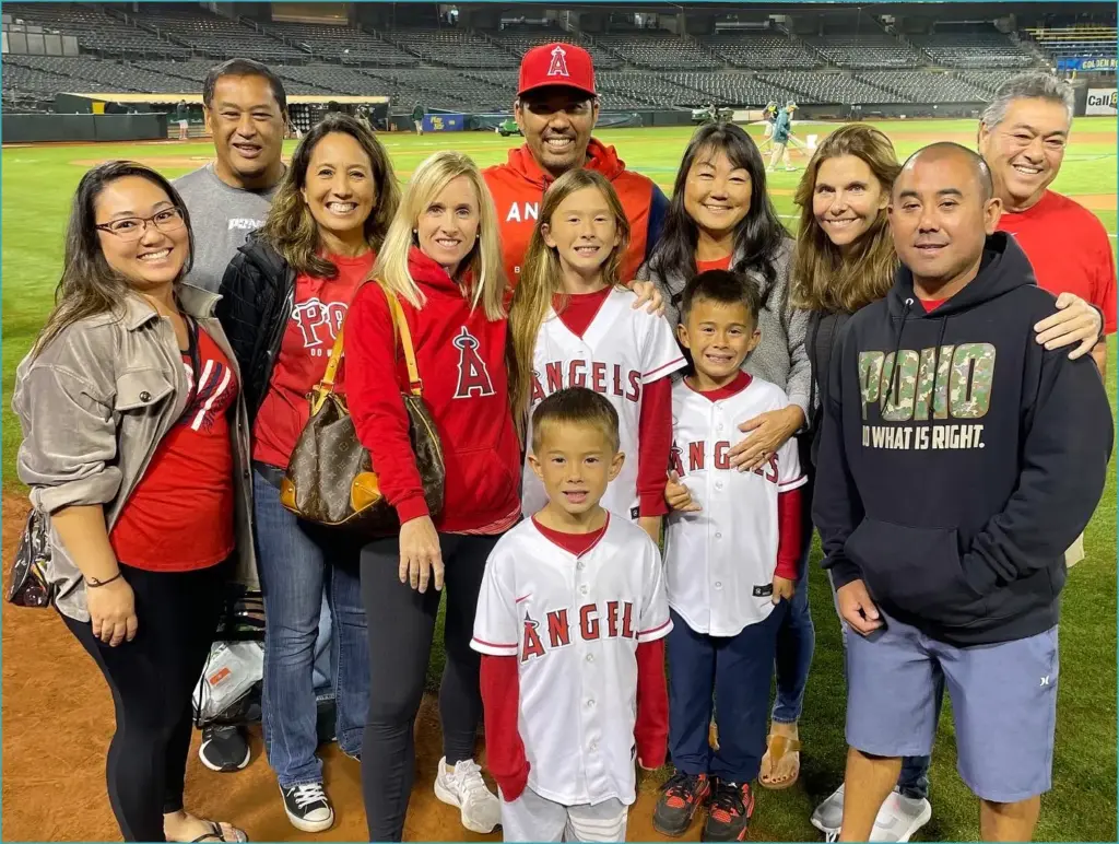 Kurt suzuki reflects on his maui roots ahead of los