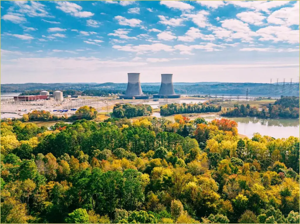 Nuclear energy stocks: two on the brink and one with