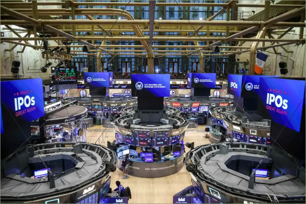 Stocks rise as investors dismiss payroll dip and microsoft adjusts