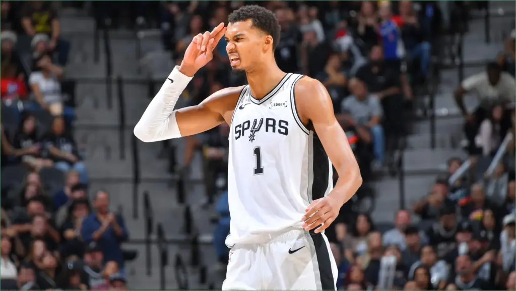 Wemby's dunk of the year bid thwarted as jazz end