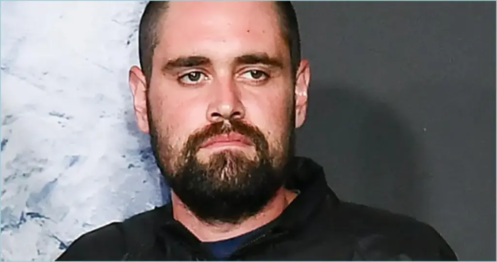 911 Calls May Hold Crucial Evidence in Legal Battle Over Rob Reiner’s Son’s Mental Health 911 calls may hold crucial evidence in legal battle over