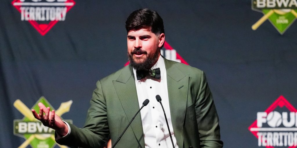 Carlos rodón provides elbow rehab update at ny baseball writers'