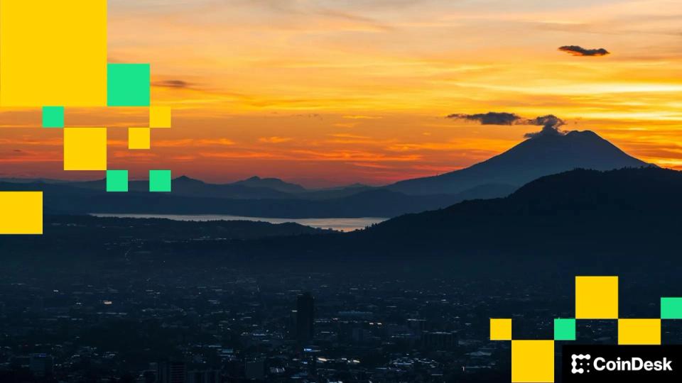 Ethereum and Solana Pave the Way for DeFi’s 2026 Revival Ethereum and solana pave the way for defi's 2026 revival