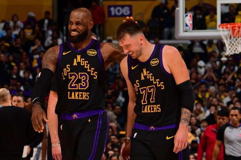 Lakers Extend Perfect Clutch-Time Record with 2026 Tip-Off Victory Lakers extend perfect clutch time record with 2026 tip off victory